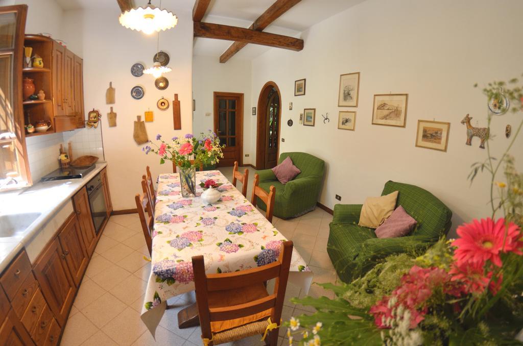 Casa Romana เวียเรจโจ ภายนอก รูปภาพ